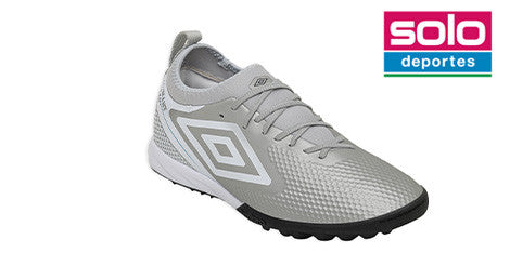 Botines De Futbol Umbro Adamant Top Speed TF Plateado