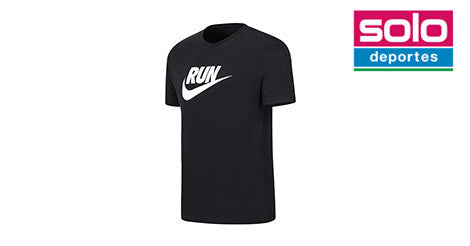 Remera Nike De Running Swoosh Negra