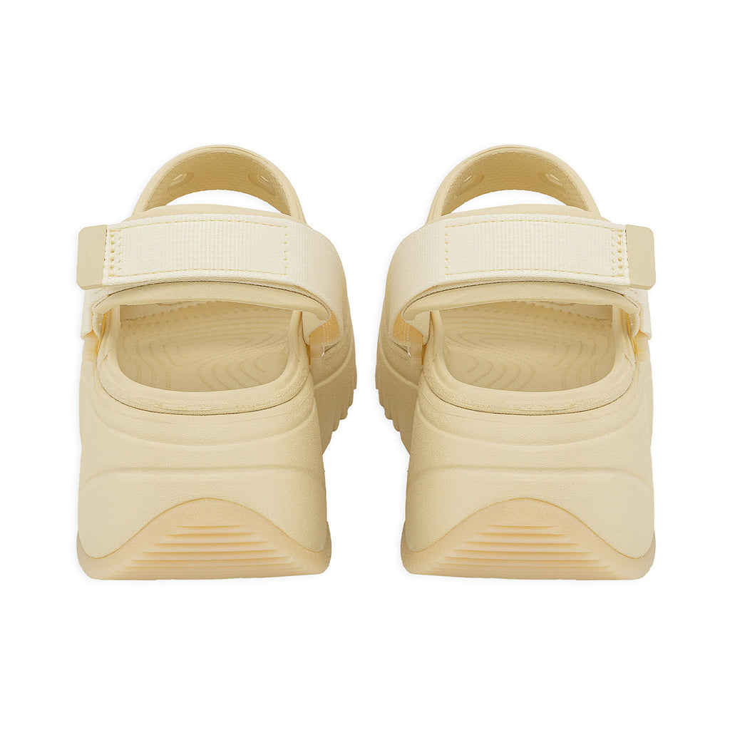 Sandalias Crocs Hiker Xscape Mujer Crudo